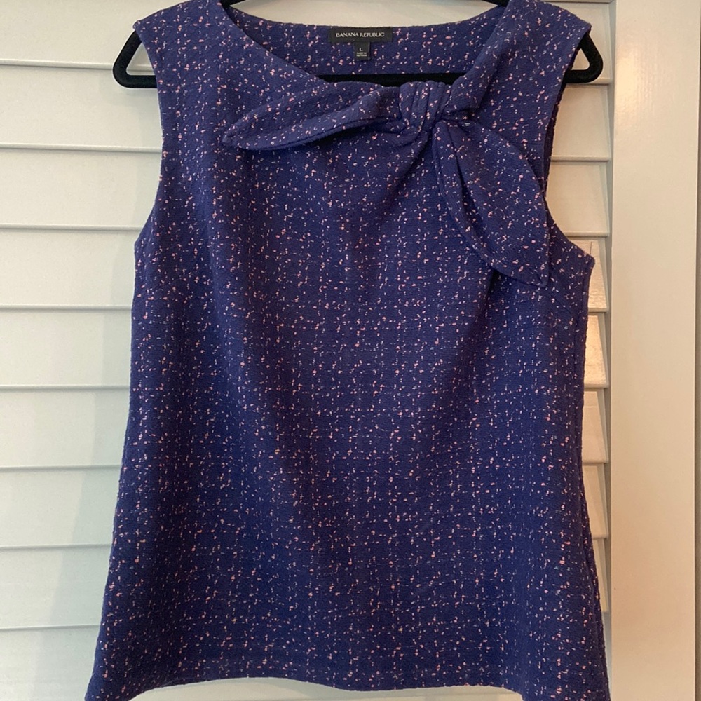 Banana Republic purple no sleeve shirt